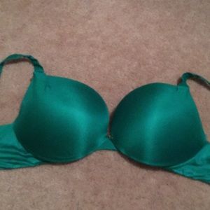 Victoria’s Secret bra